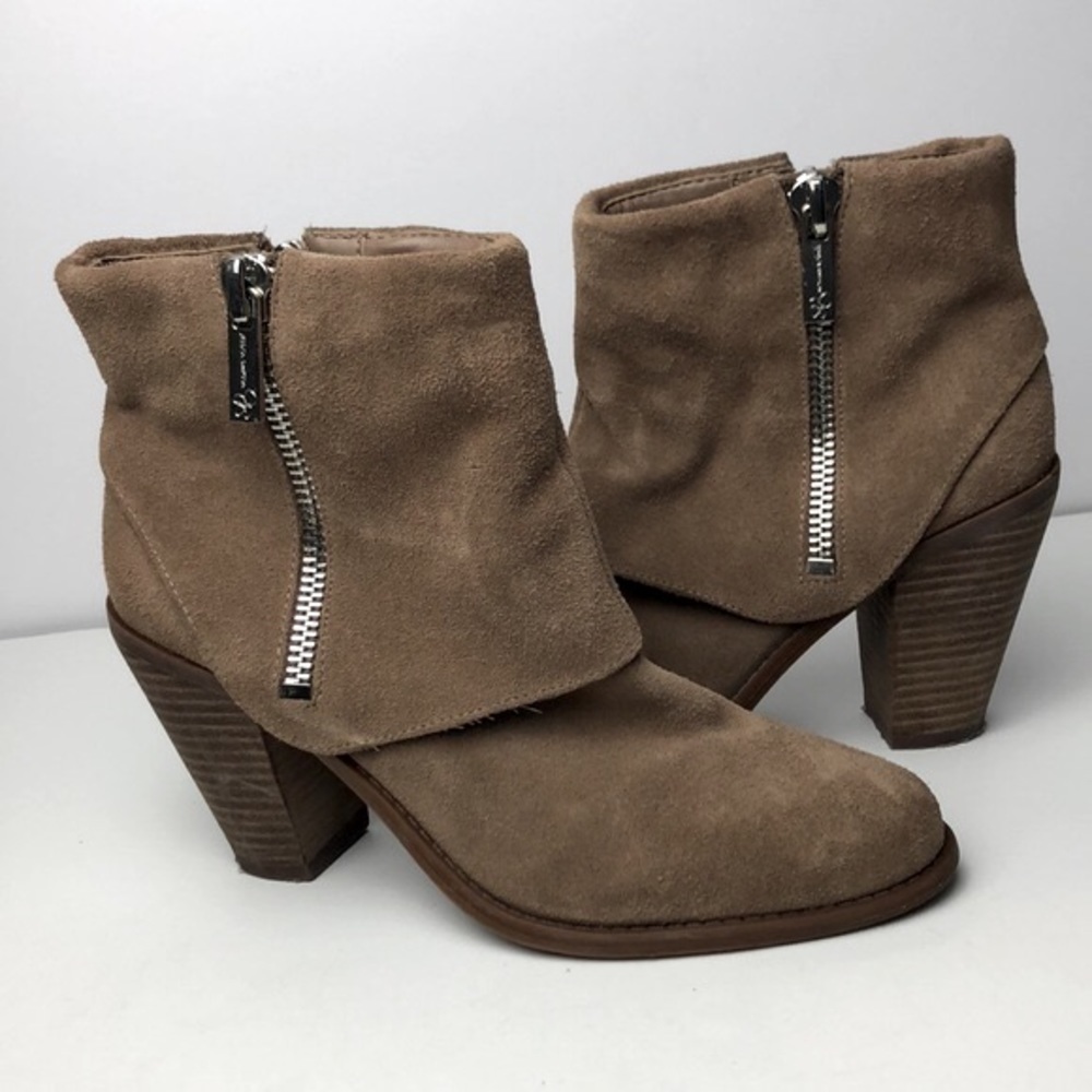 Jessica Simpson Caufield Suede Heeled Ankle Boots